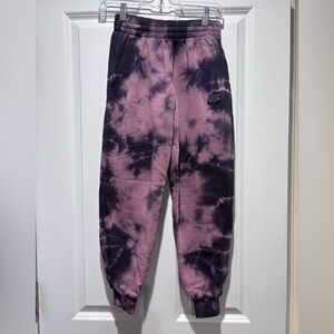 Nike Kids Club Fleece Joggers Size Youth Medium